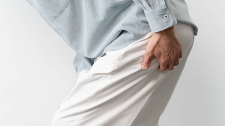 「股関節に引っかかるような違和感」原因はお尻の深い部分の硬さ。お尻の奥からじんわりゆるむ1分ストレッチ