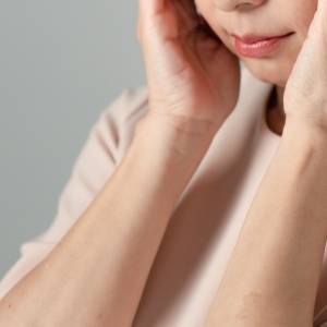 〈更年期〉仕事、家のこと、いろいろ「ちゃんとできない日」が続くときに｜やる気とエネルギーの整え方