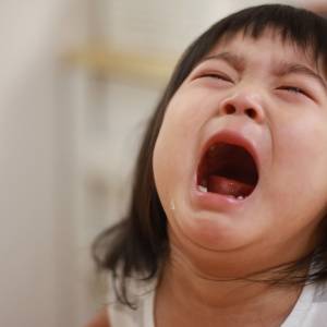 親としてなんとかしてあげたいけれど。〈子どもの不安〉に巻き込まれないためにできること｜心理師解説