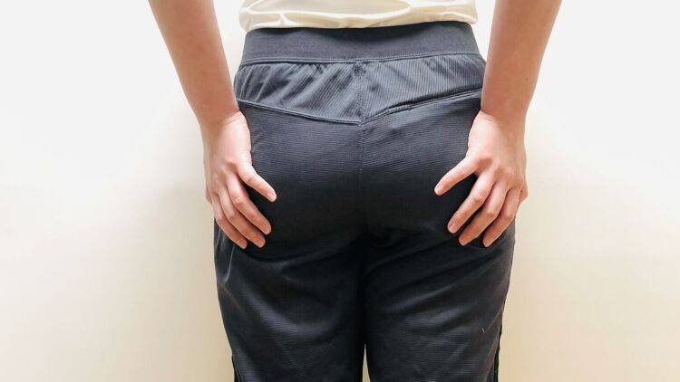 気づいたら「大きくなっていたお尻」がキュッと引き締まる！寝たままできる小尻エクササイズ