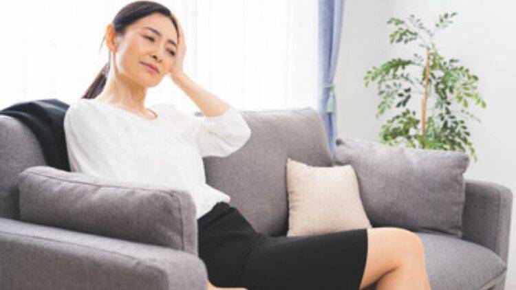 【更年期の頭痛がつらい人へ】食事で意識したいポイント4つ|管理栄養士が解説
