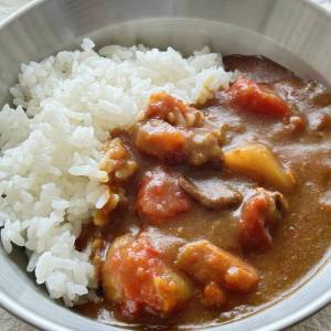 いつものカレーにオートミールを入れるだけ。血糖値スパイクが防げる理由を管理栄養士が解説