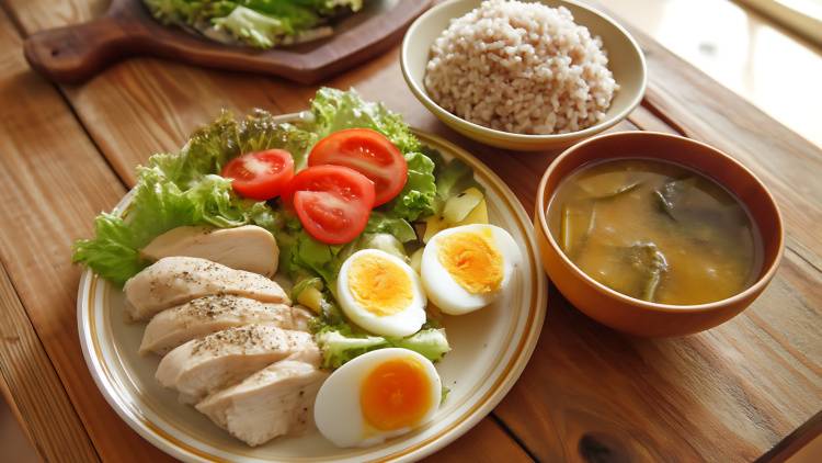 プロテインの過剰摂取が腎臓を疲弊させる?運動量に見合わない高タンパク食が招く「濾過機能」の低下