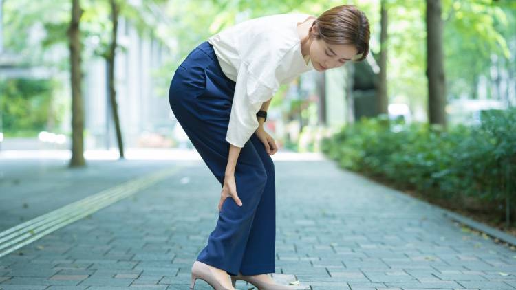 「歩くとふくらはぎが痛む」は血管のSOS?放置すると怖い「足の動脈硬化」を医師が解説