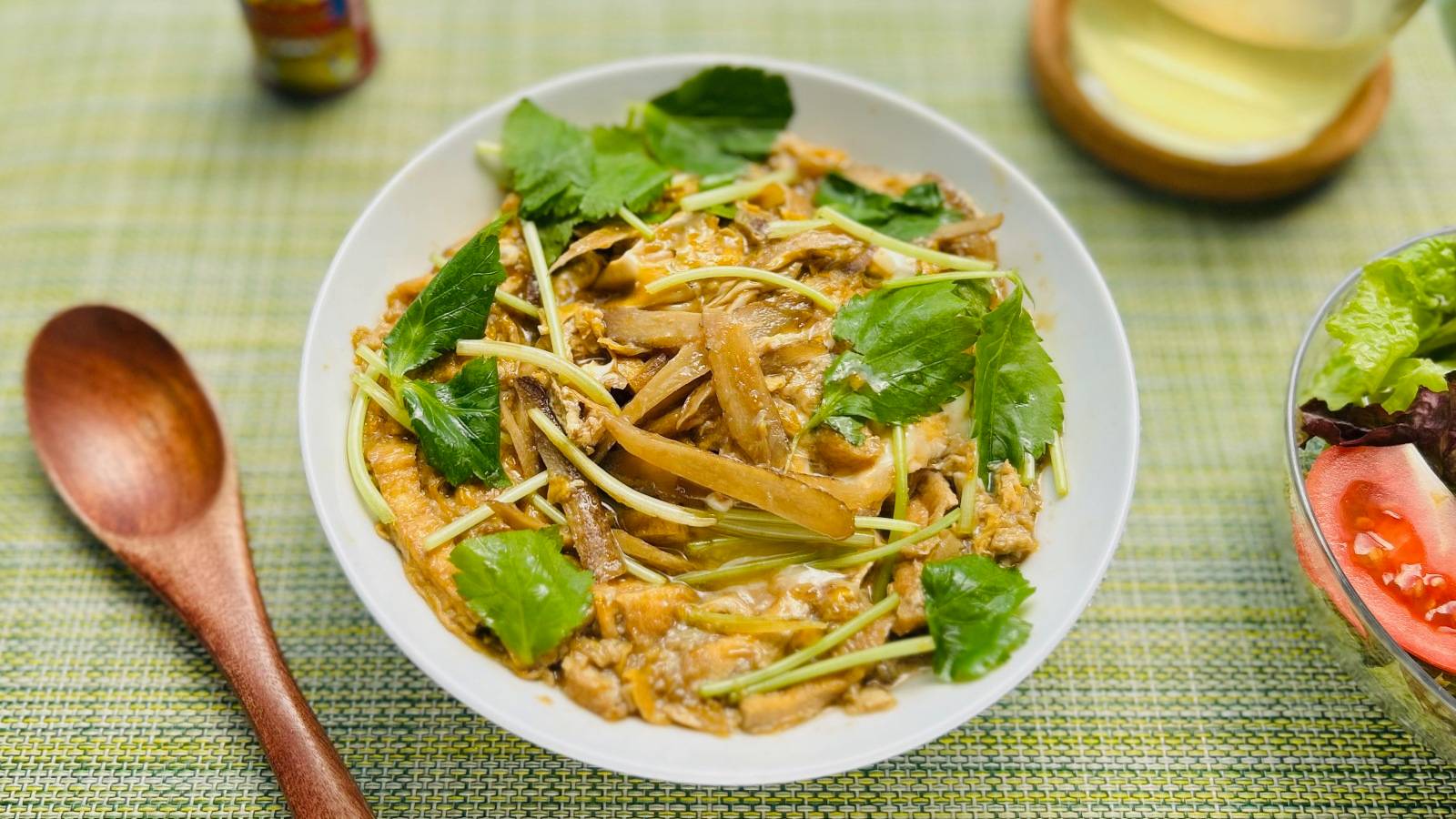 食物繊維がたっぷり！  噛むほど香り立つ  “初夏のやさしい卵とじ”〈レシピ〉