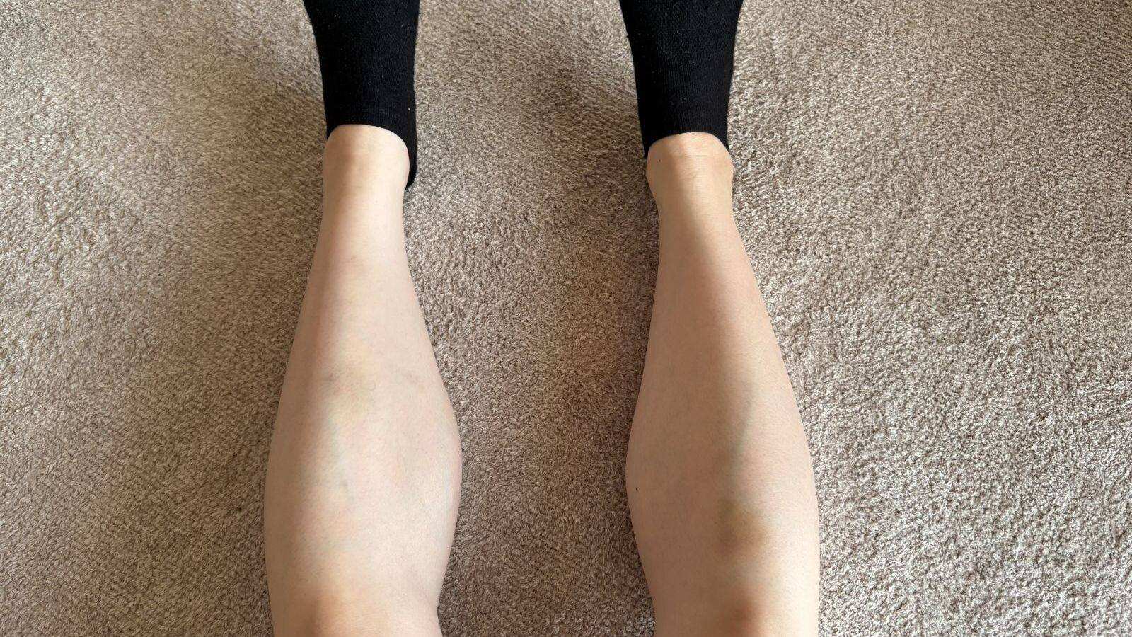  揺らすだけでむくみが消える？！座りっぱなしでもむくみ知らずの体になれる簡単エクササイズ 