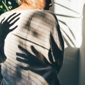 「あの人はもともと愛情深いから」「自分は愛し方がわからない」それ、本当?【愛する技術】は学ぶことができる