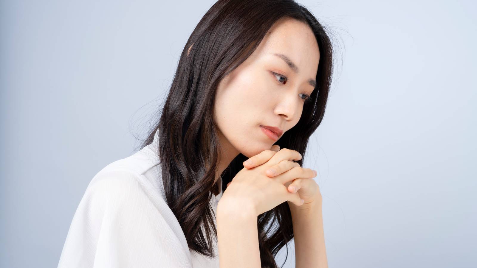  「人の言葉を素直に受け取れない。信じたい気持ちはあるのに」つい人を疑ってしまう自分との付き合い方 