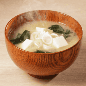 朝のみそ汁に“ひとふり”するだけ。手軽に亜鉛を摂れる食材｜管理栄養士が解説