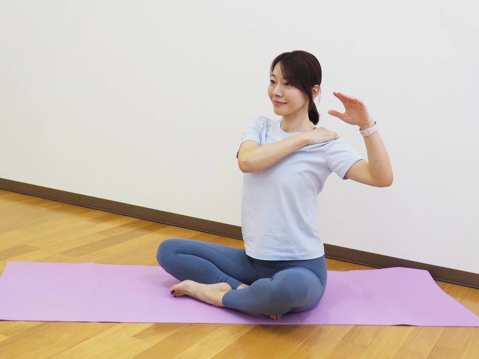 肩甲骨ストレッチ