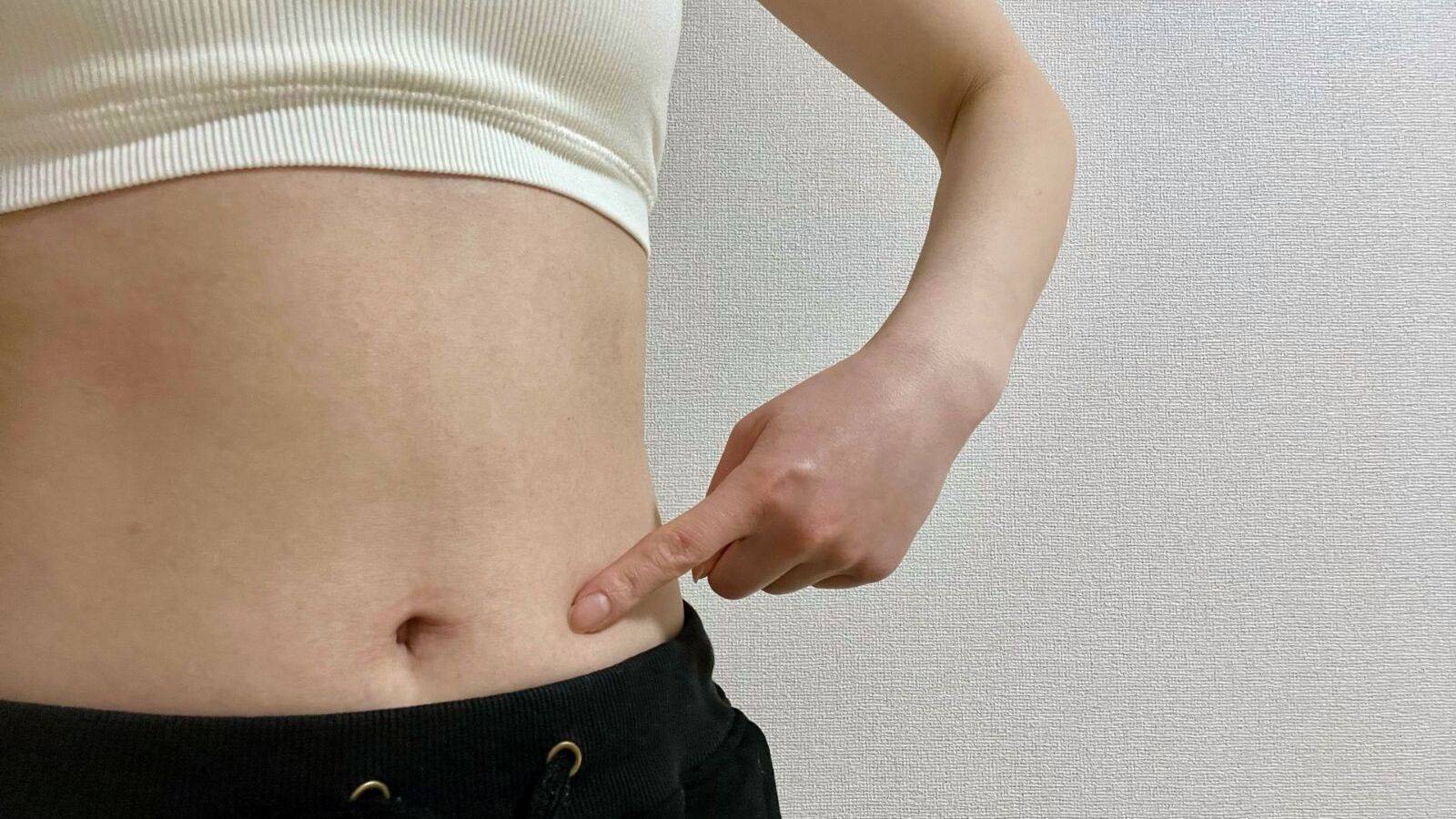  腹筋するとお腹が太くなる40代・50代女性必見！原因は？薄〜いお腹を作る３分エクサ 