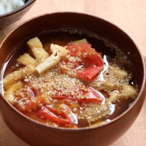 腸内環境がメンタルを左右する?心がモヤモヤする朝におすすめの味噌汁|管理栄養士が解説