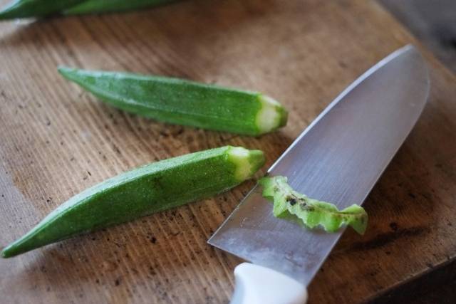 おくらの下処理のイメージ