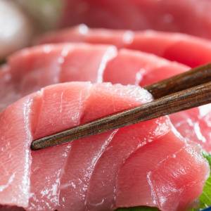 気温が上がる季節に注意。アニサキス食中毒を防ぐために知っておきたい4つのこと|管理栄養士が解説