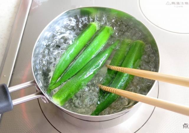 オクラのボイル