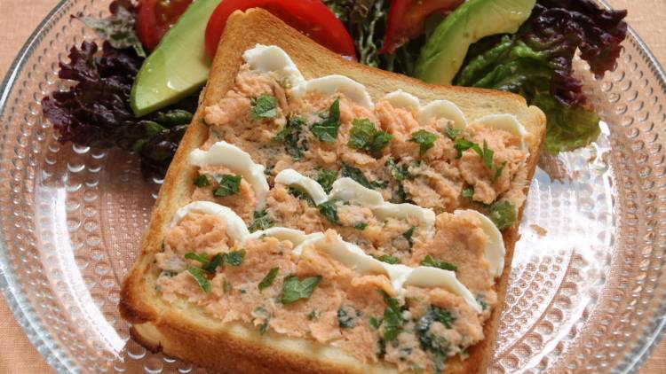 紫外線対策は食事から！夏のインナーケアにおすすめの朝トースト｜管理栄養士が解説