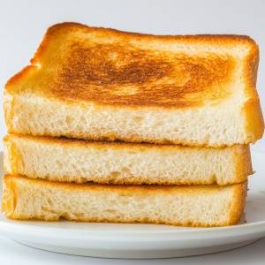 朝の「トースト」にのせるだけ。たんぱく質がしっかりとれる組み合わせ3選|管理栄養士が解説