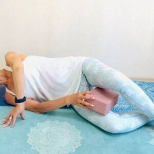 50代以降【股関節の詰まり感が気になる人が増加】膝をパカパカするだけ｜地味だけど奥まで効く「クラムシェル」
