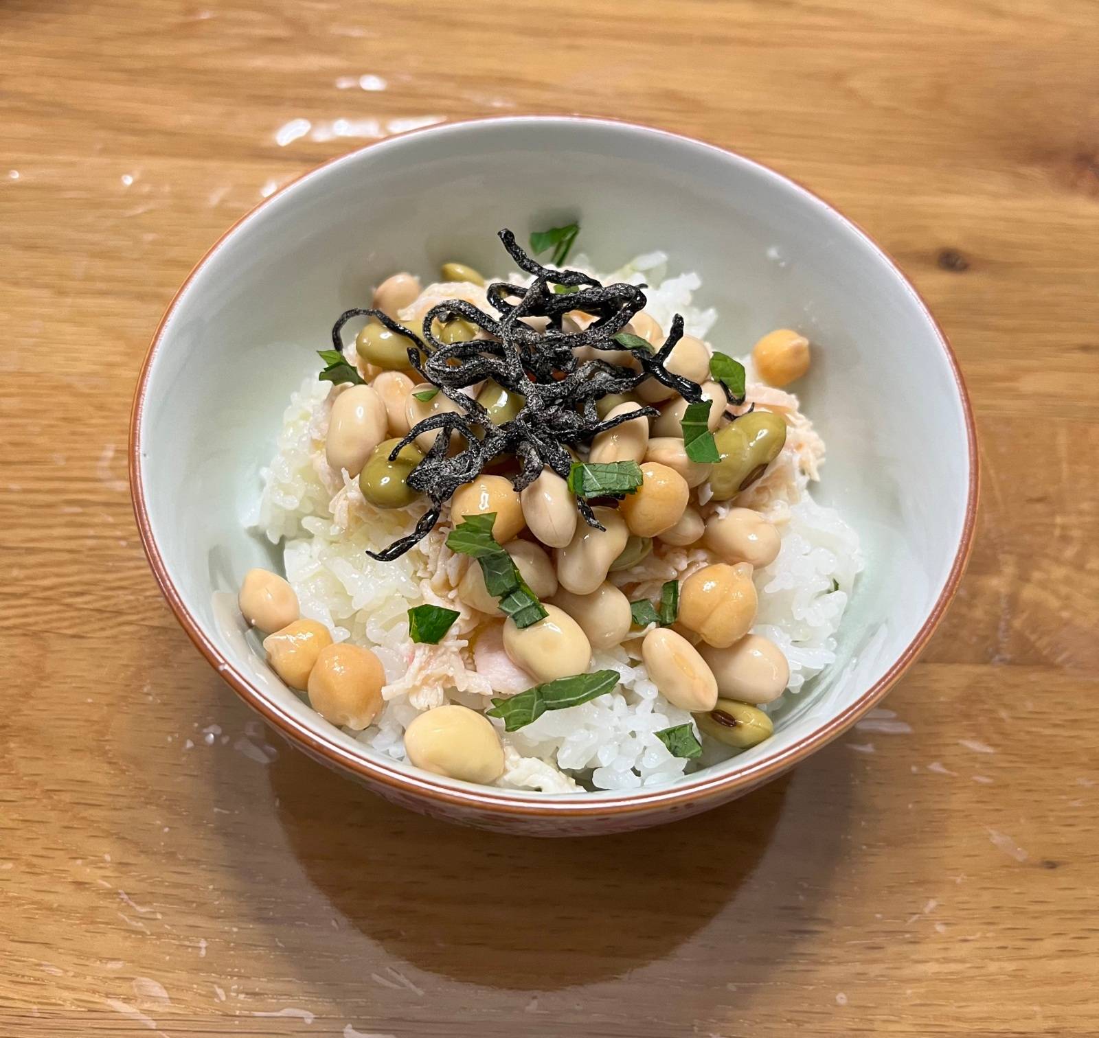 鶏ささみ塩昆布丼