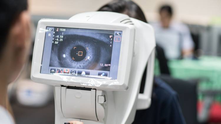 保険適用のみで手術が可能？【眼科医がわかりやすく解説】単焦点眼内レンズとは