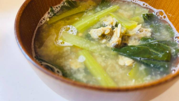 疲れが取れないと思ったら。鉄分がとれる最強の味噌汁の組み合わせ|管理栄養士が解説