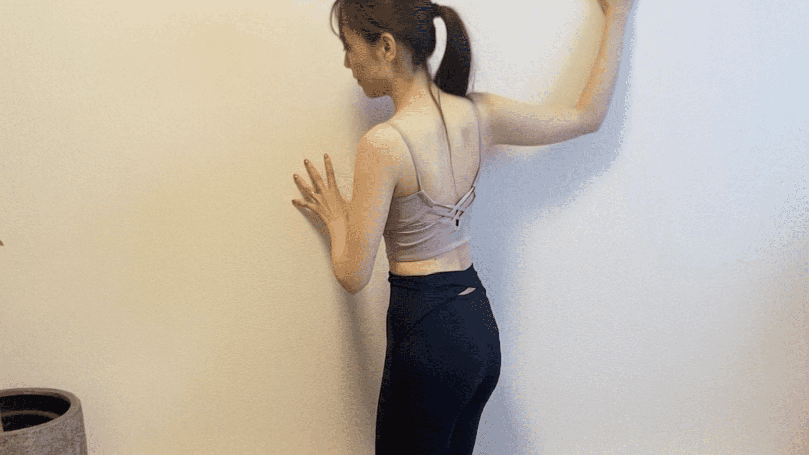 胸開きストレッチ