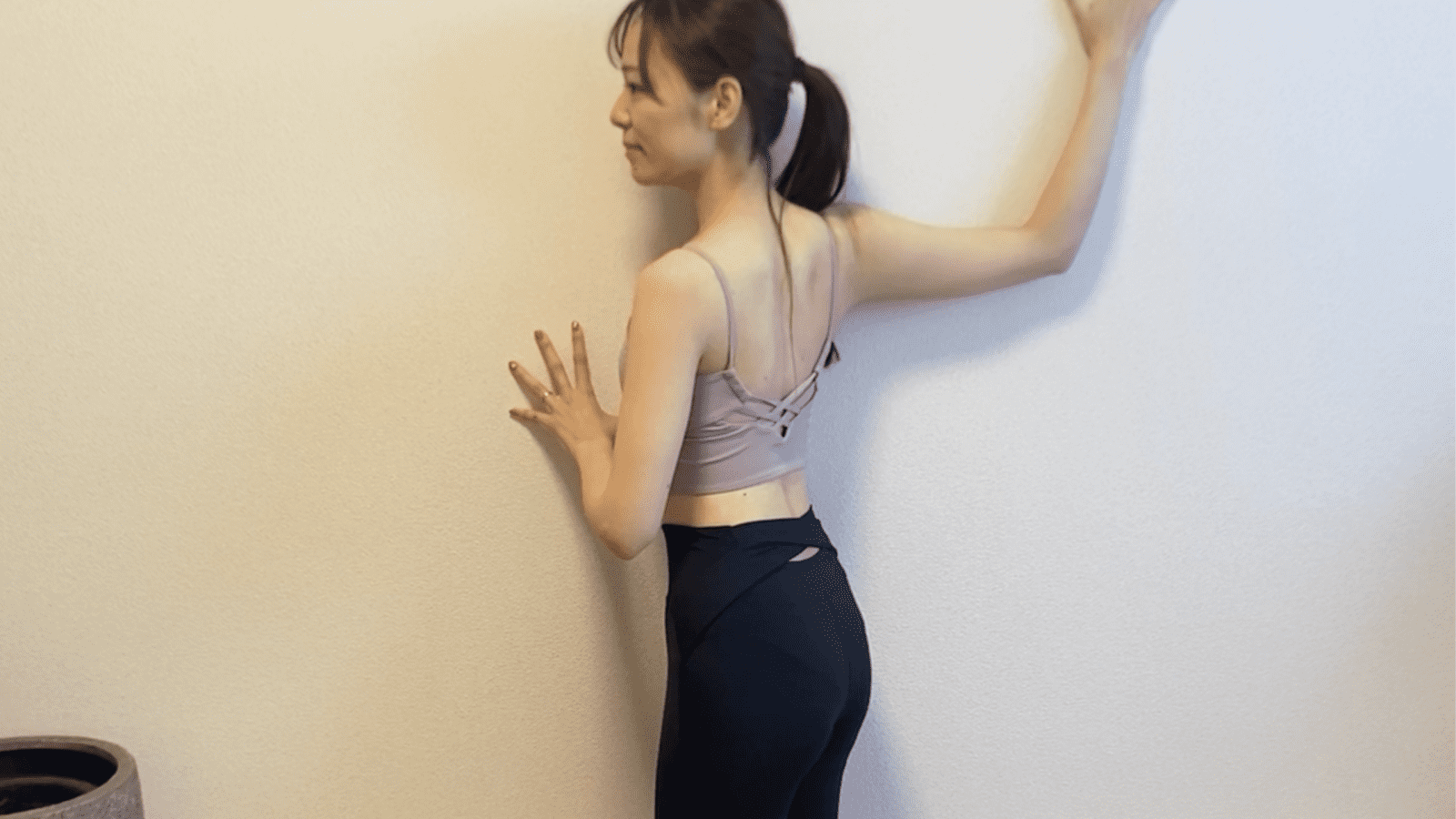 胸開きストレッチ