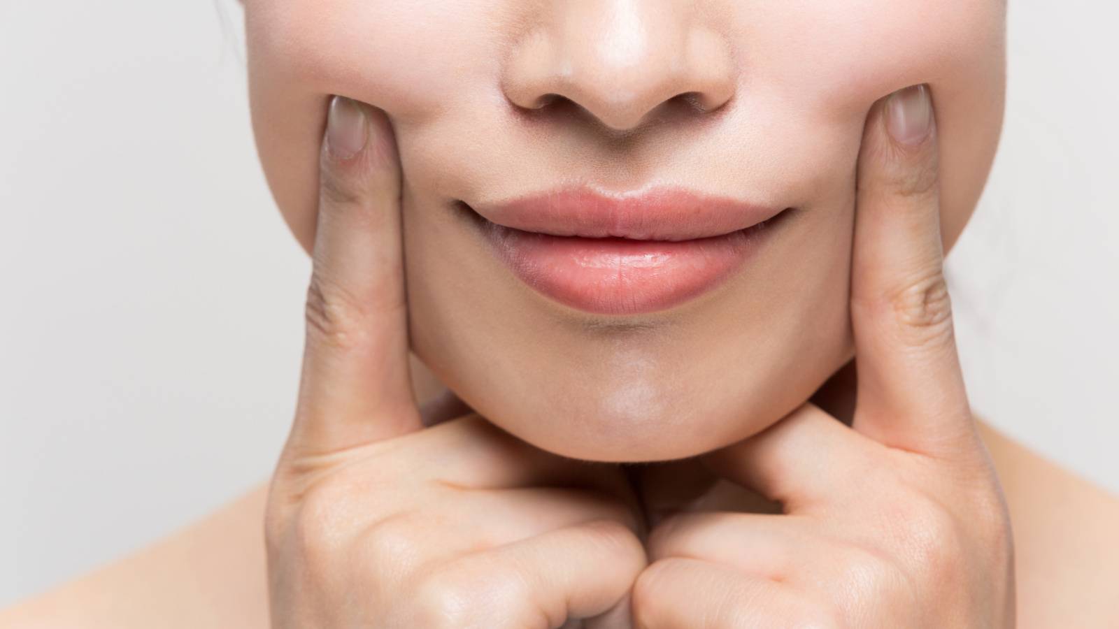 顔の見た目年齢を決める【モダイオラス】って知ってる？舌を動かすだけ！１週間で見た目年齢を下げる方法