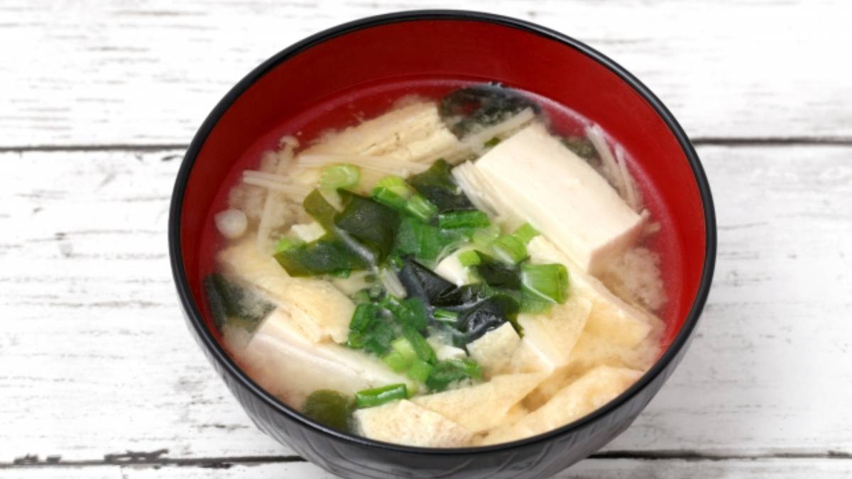 実は具材で差がつく！腸にいい味噌汁・腸に負担をかけやすい味噌汁の違いを管理栄養士が解説