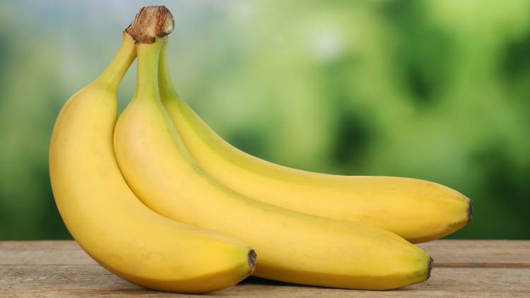 腸活のつもりが逆効果に。バナナと一緒に食べるとお腹が張りやすい食品3つ｜管理栄養士が解説