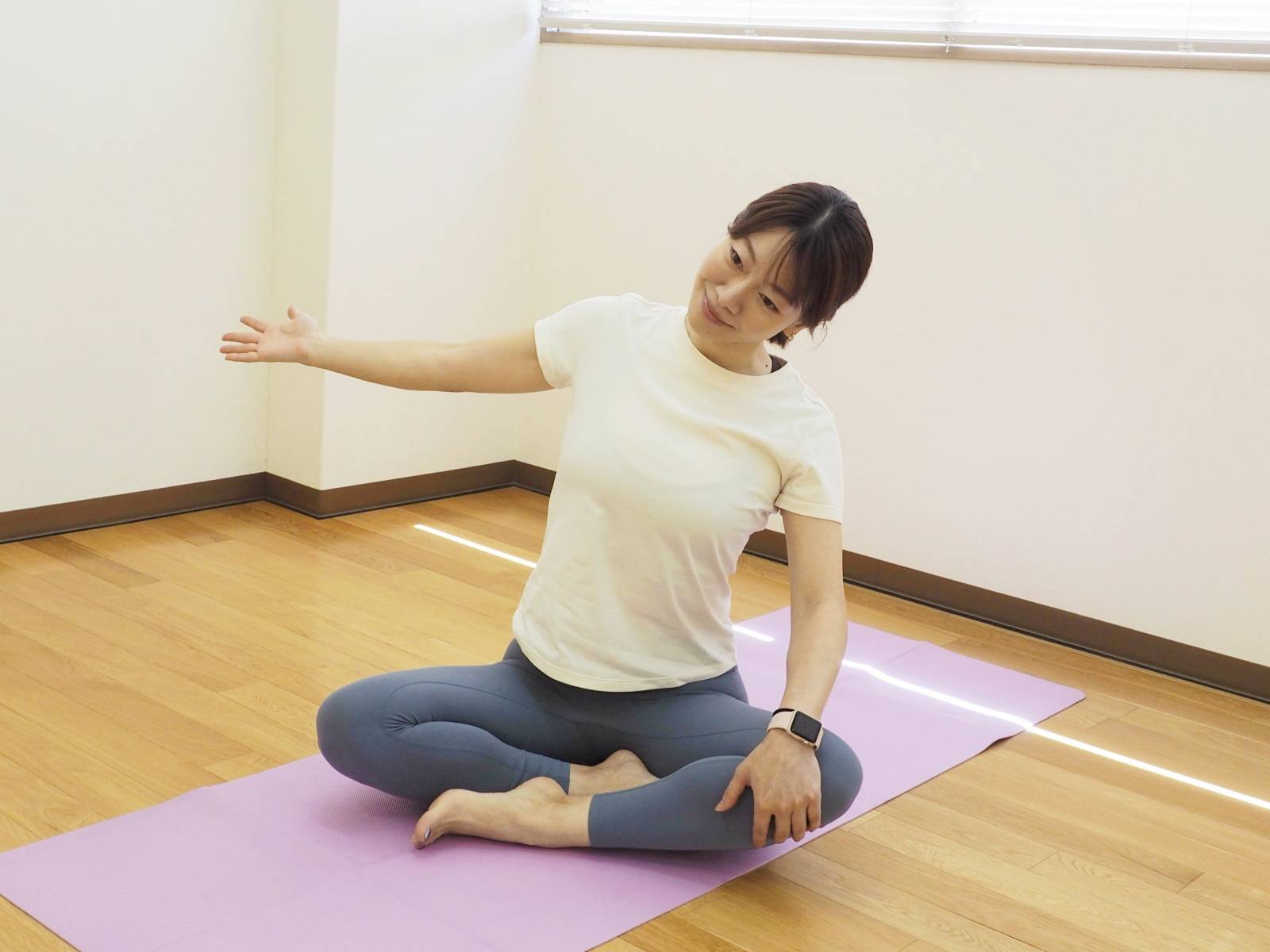 首こりストレッチ