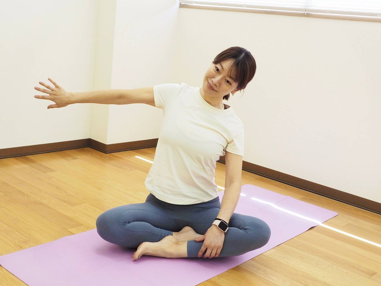 首こりストレッチ
