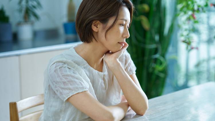 更年期の今、手放したい5つのこと|3000件以上の相談を受けてきた私が考える、しんどさの背景