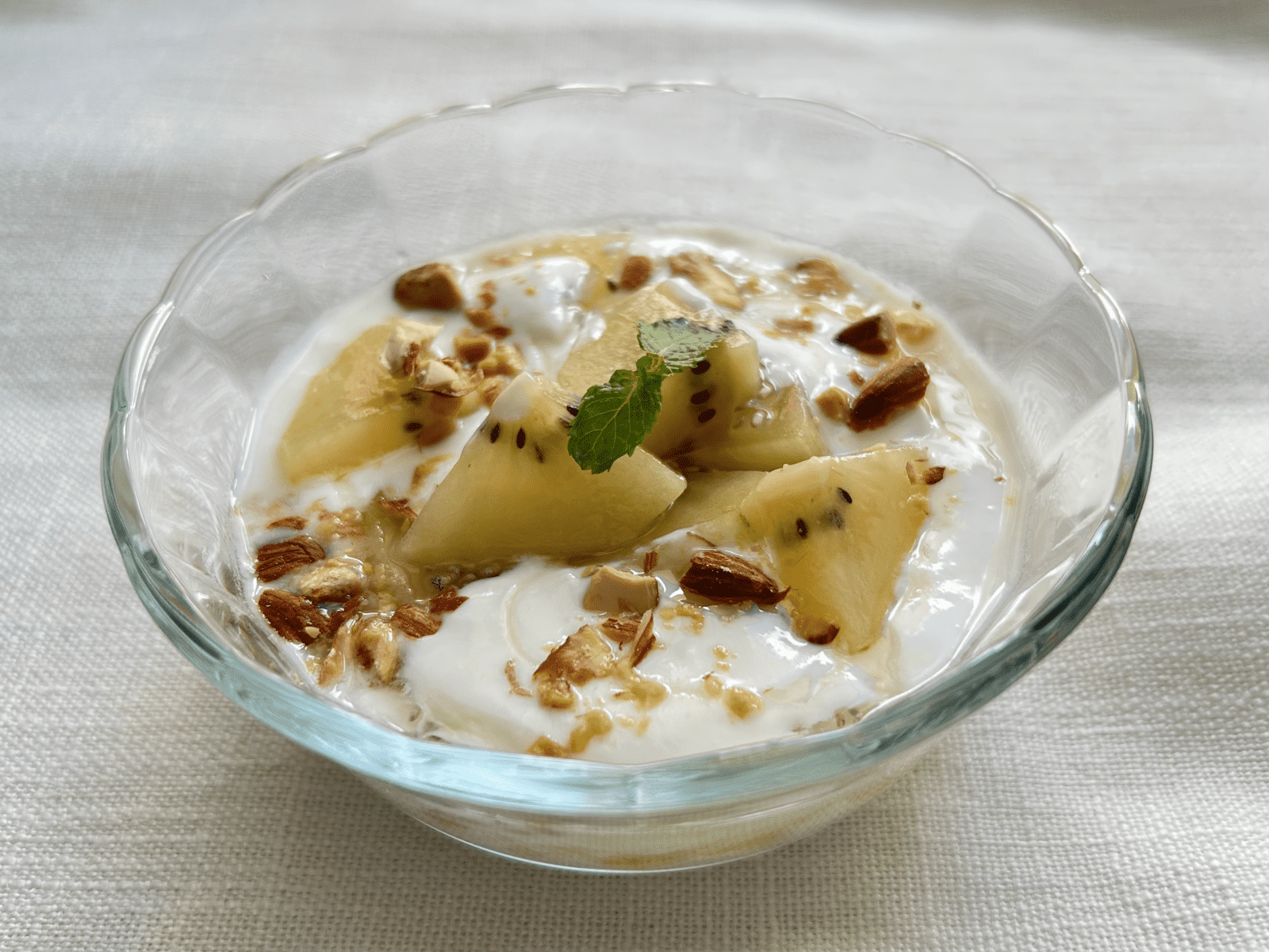 kiwialmondyogurt