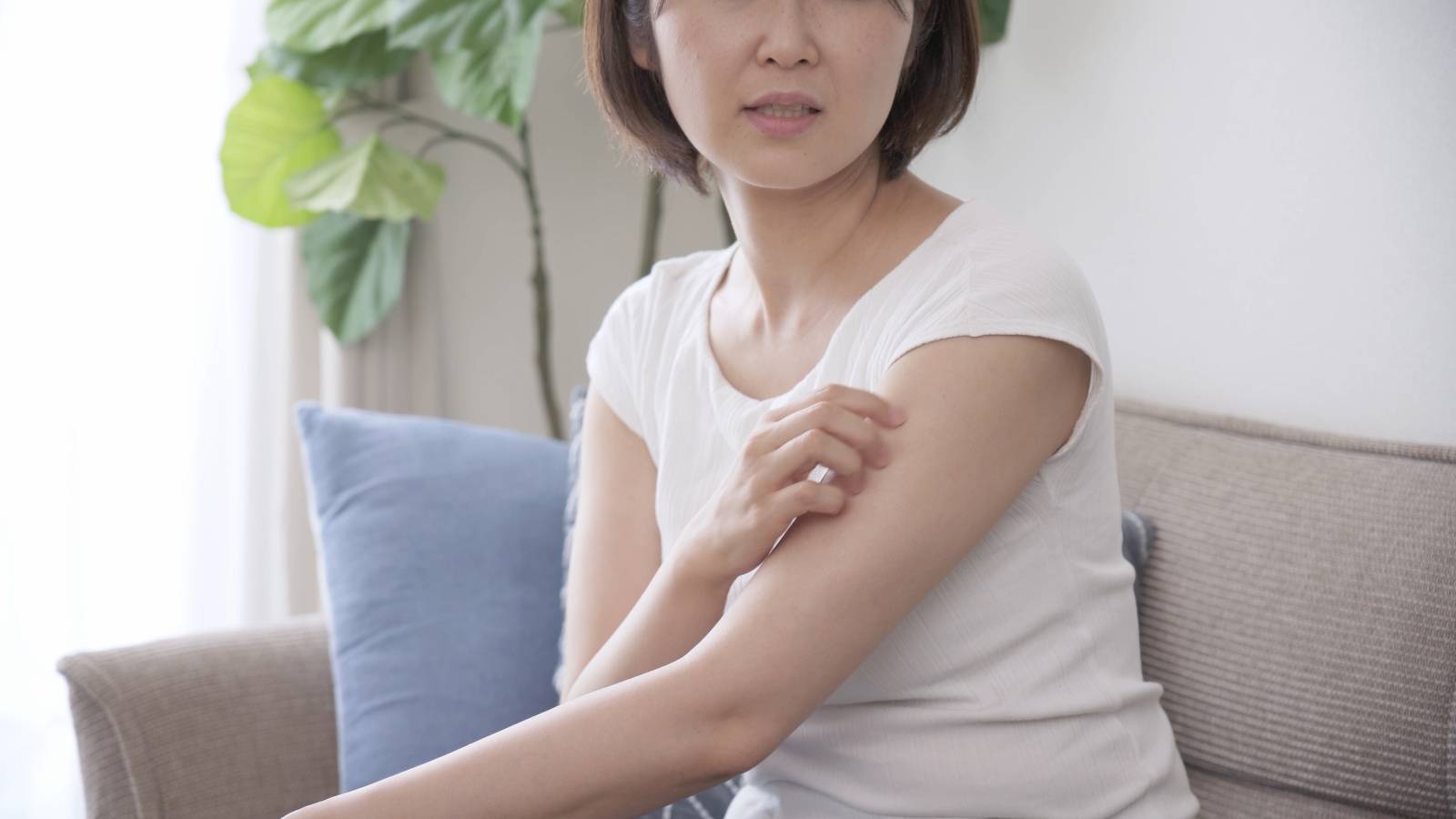 断れない、つい謝る、相手の顔色が気になる…対立を恐れてとっさに"いい人"になってしまう人の「心の生存戦略」