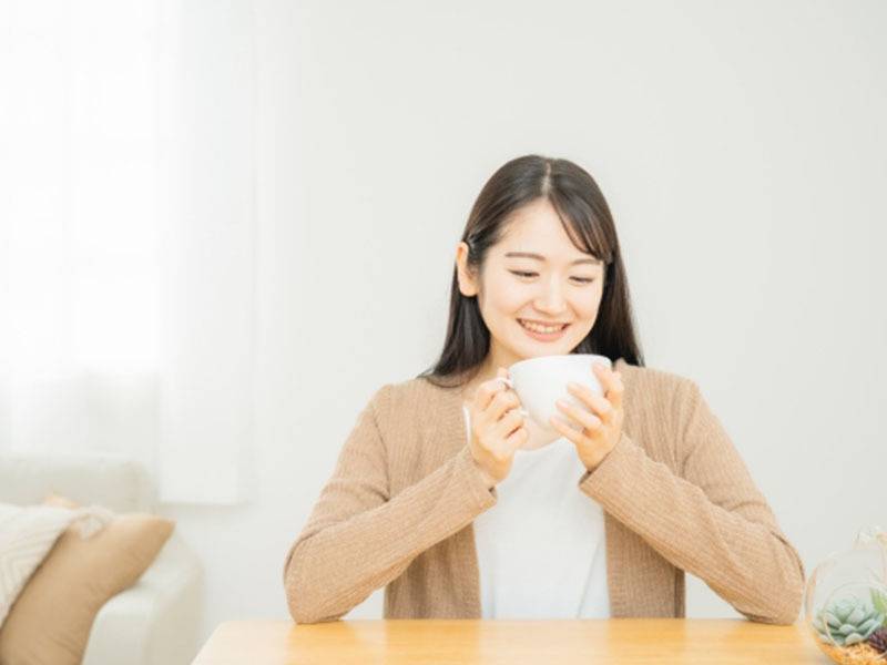 夜中に目が覚めてしまう人に。夕食に【大麦（もち麦）のスープ】を取り入れるべき理由