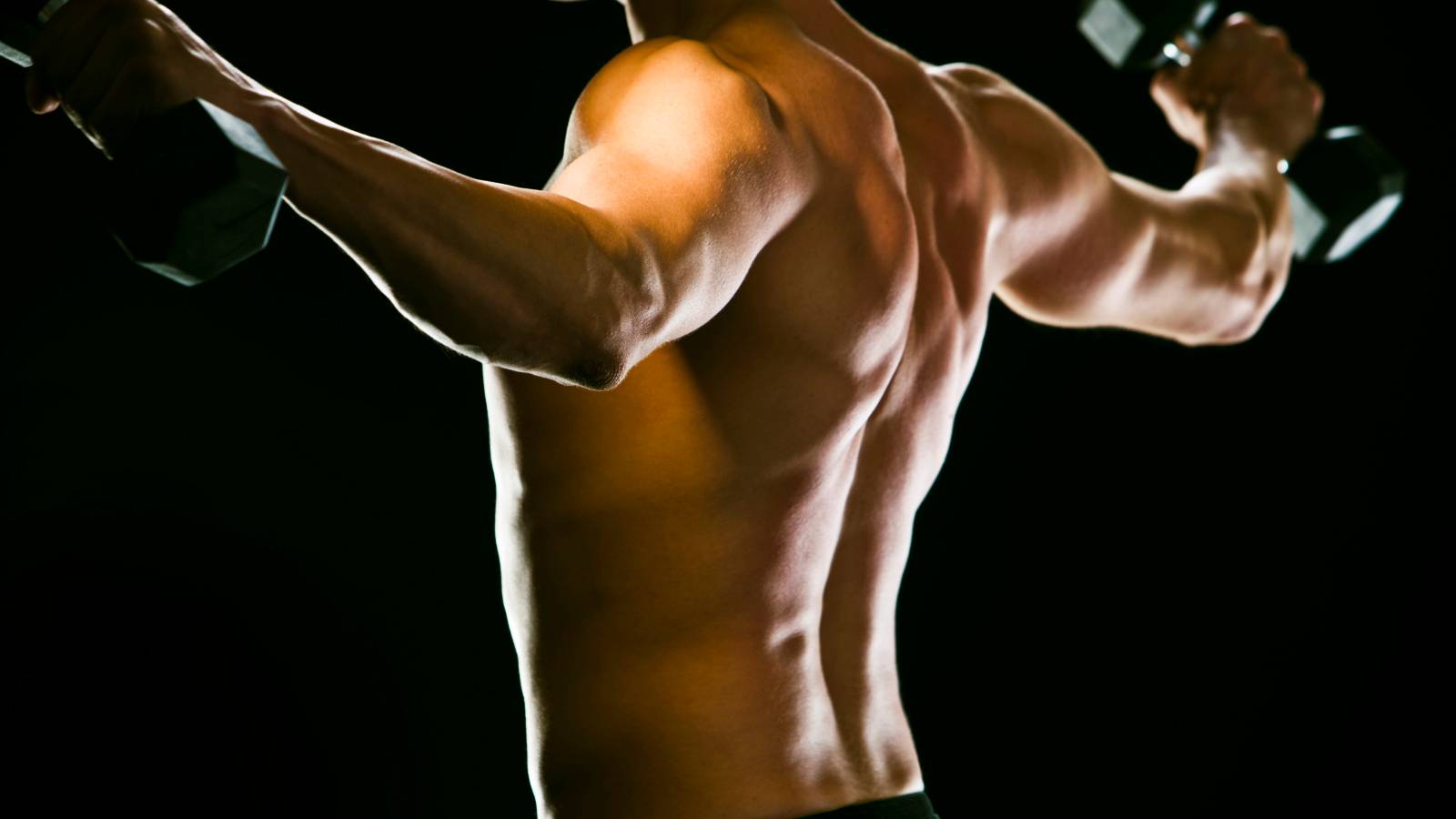  【胸と背中の筋肉が強い人は心筋梗塞リスクが低い！？】筋肉の密度と心筋梗塞リスクの関連を研究が示唆 