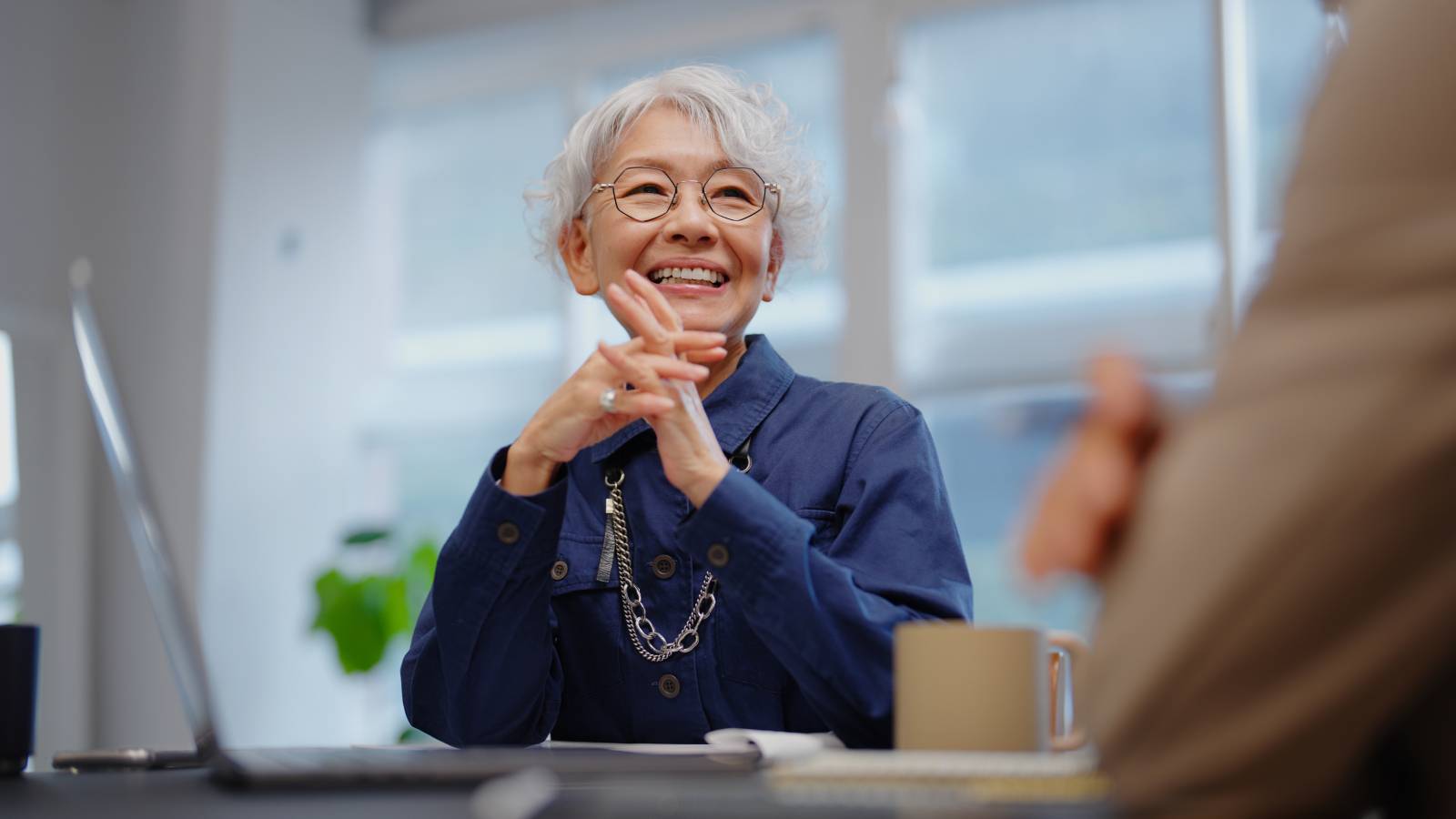  「年を取れば衰える」は思い込みだった？ 65歳以上1万人超を12年間追跡してわかった、“心と体が若返る人”の共通点 