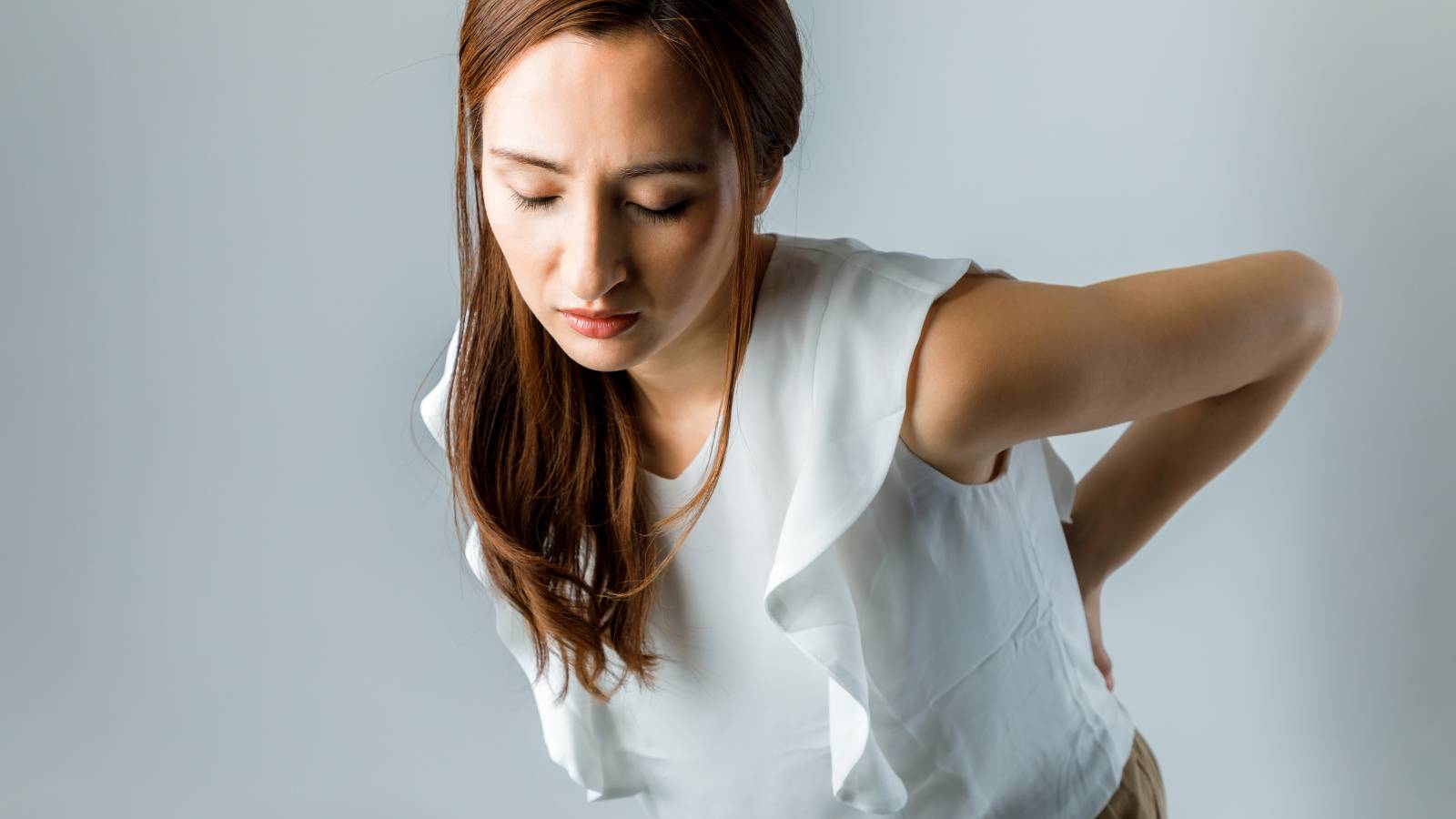  現代人は体をねじる時間がどんどん減っている!?　首・肩こり・姿勢の悪さを解消する1日2分の「ねじり」ストレッチ 