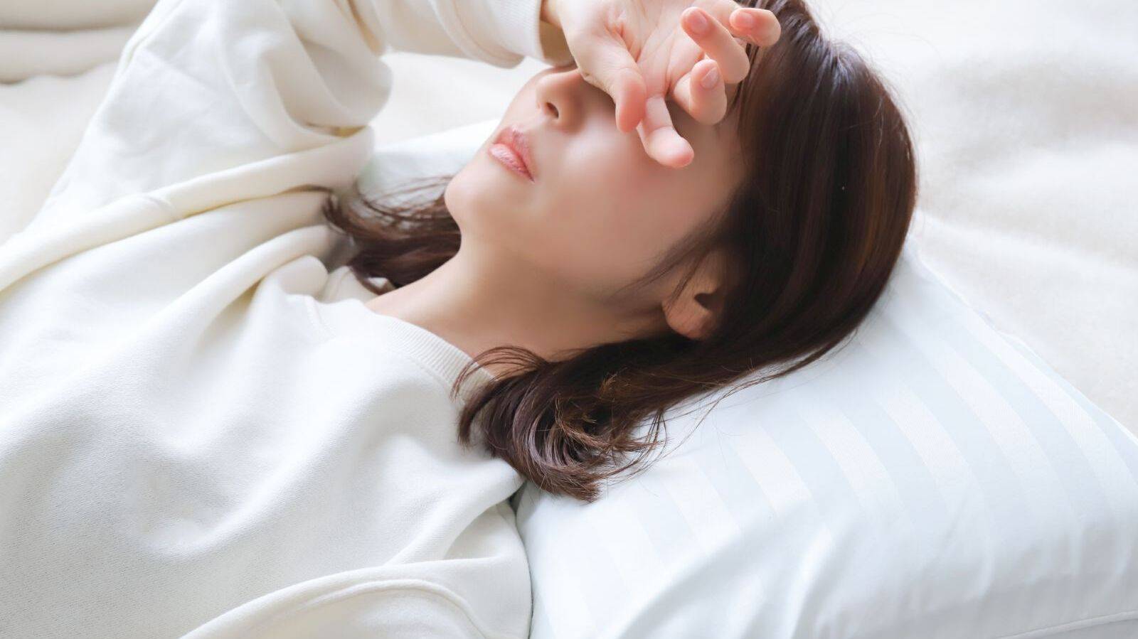  【朝から体が重だるい】寝ても疲れが取れない…その意外な原因と改善法 