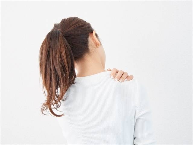 首こり
