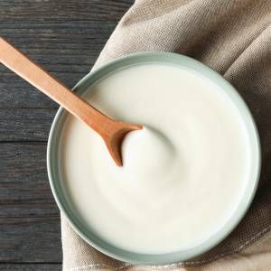 朝の「ヨーグルト」に“ひとさじ”加えるだけ！腸活をサポートする食材3選｜管理栄養士が解説