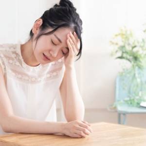 夏に増える「立ちくらみ・めまい」を軽減するには？ふらつきを抑える「顎」を意識しながら起き上がる練習法