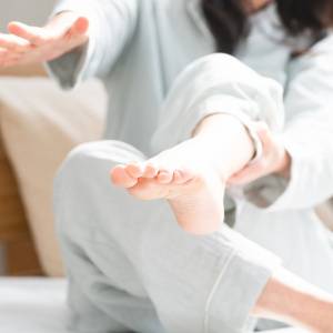 【足専門の整形外科医】が推薦!全身の血流をよくする「こむら返りリセット法」