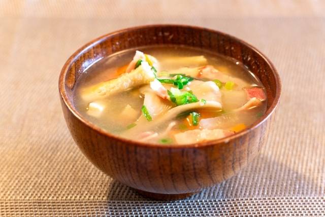 具だくさん味噌汁