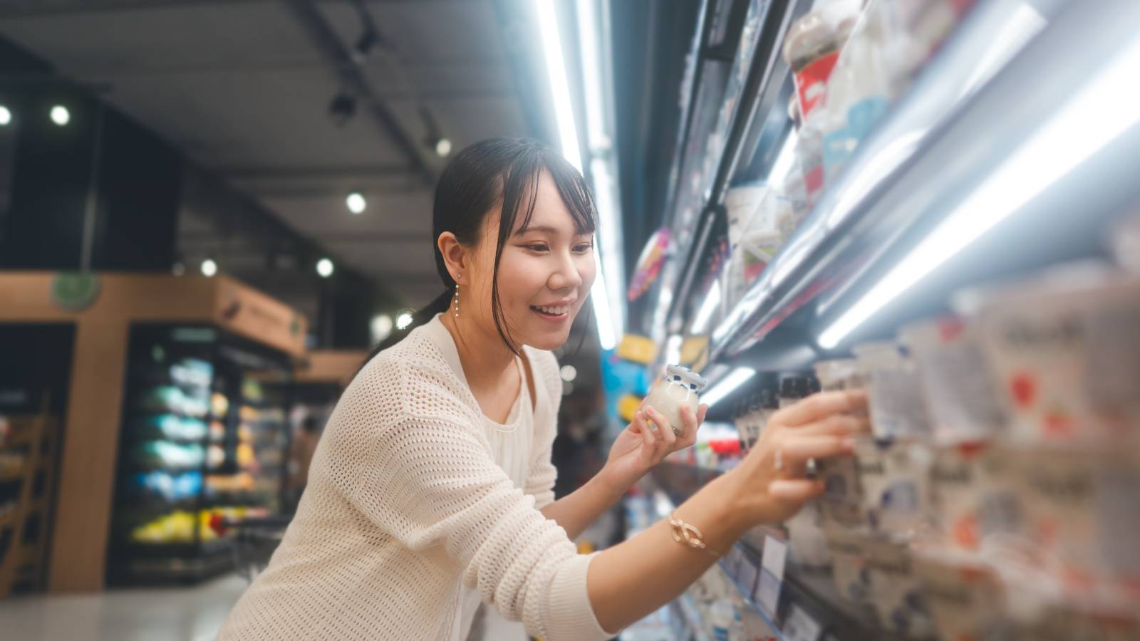 帰省中の外食続きに。コンビニで選べる、栄養バランスを整える一品3選｜管理栄養士が教える