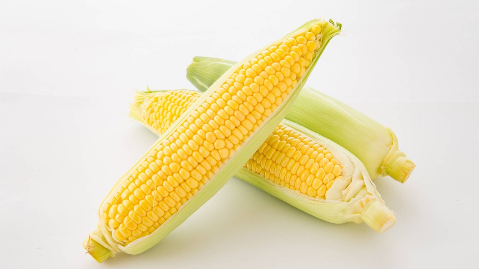 「とうもろこし」は野菜と主食の中間。米との栄養価の違いを管理栄養士が解説