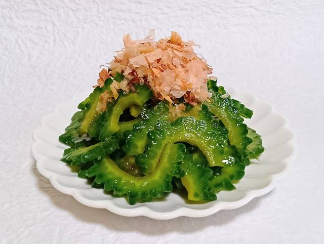 ゴーヤと鰹節