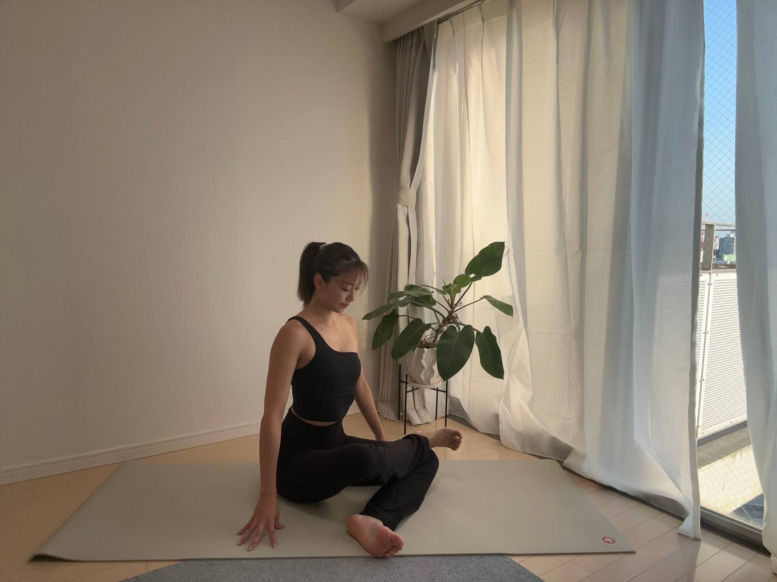 薪のポーズ