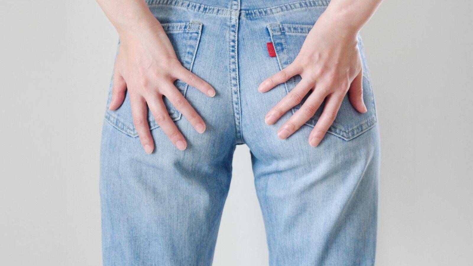 ヒップアップ＆脚長効果を叶える！お尻を目覚めさせる「カニさん歩き」